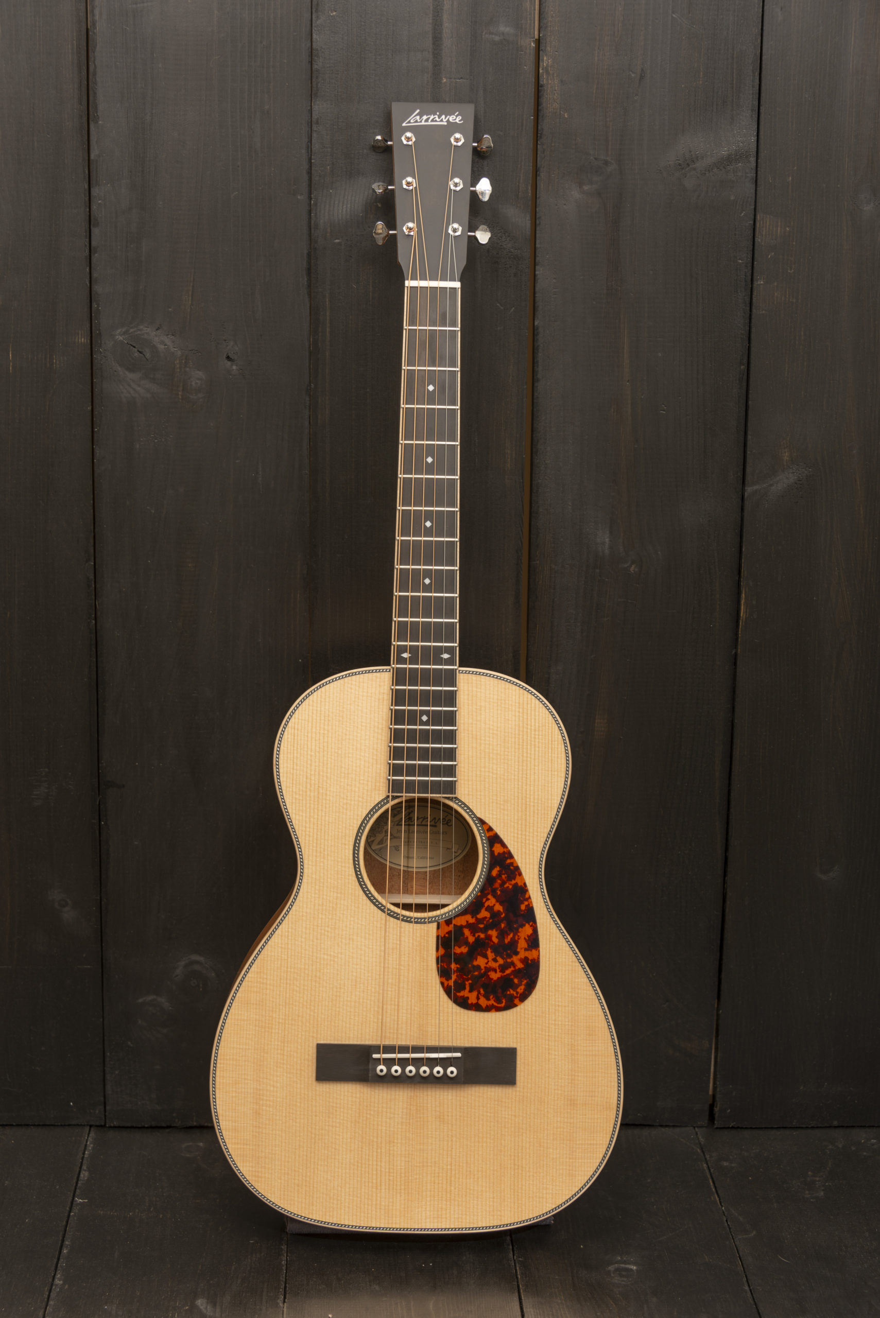 Instrument Available at GuitarTex in San Antonio, Texas www.guitartex